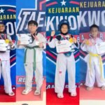 Harumkan Nama Sekolah, Enam Atlet Taekwondo SD Muhlas Borong Juara Tingkat Kota Surabaya