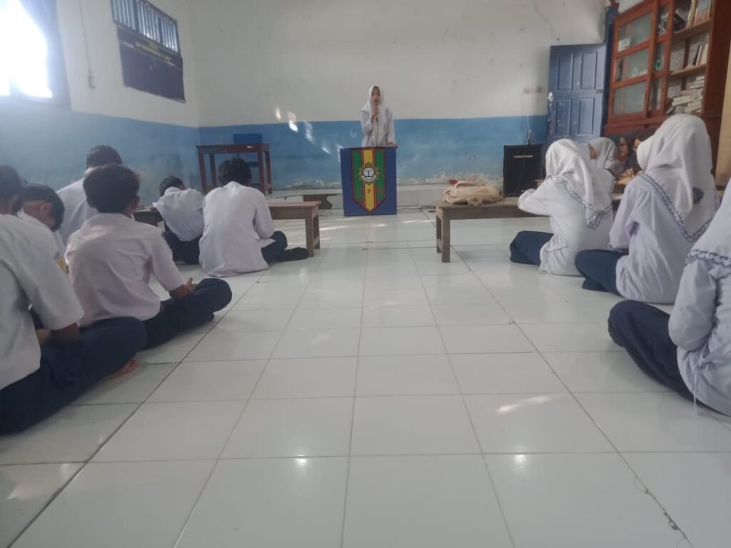 SMP Muhammadiyah 17 Laren Gelar Muhadloroh Sebelum Kegiatan Belajar
