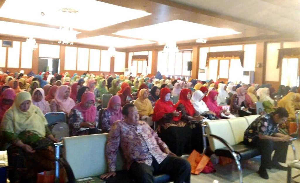 Gandeng Renteng Semut dalam Gerakan Ekonomi Aisyiyah