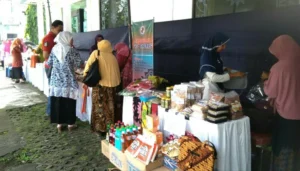 Sulap Kantor Jadi Arena Bazar, Aisyiyah Pamerkan Produk Karya Ibu-Ibu