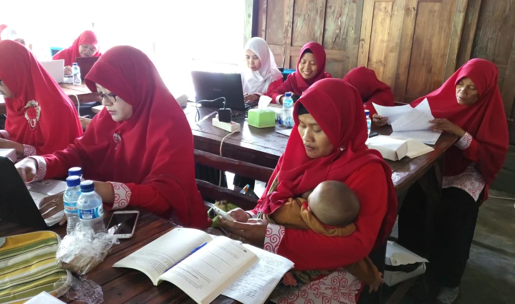 Yang Unik dalam “Aisyiyah Writing Camp” Menulis sambil Menggendong Bayi