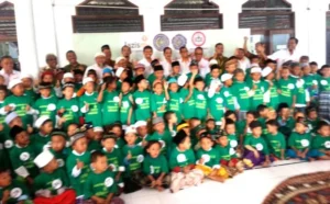 Masjid Tak Boleh Jauh dari Masyarakat
