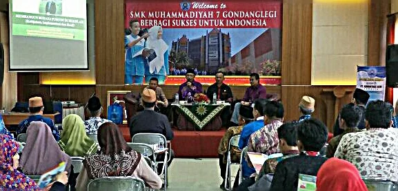 Sekolah Harus Mau Saling Membantu untuk Kemajuan Bukan Persaingan