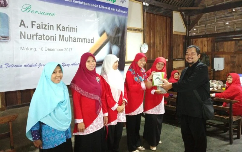 ‘Tersihir Mantra’, 5 Guru TK Ini Hasilkan Tulisan Terbaik