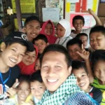 Giatkan Budaya Baca, Kepala Sekolah Ini Tak Canggung Mendongeng