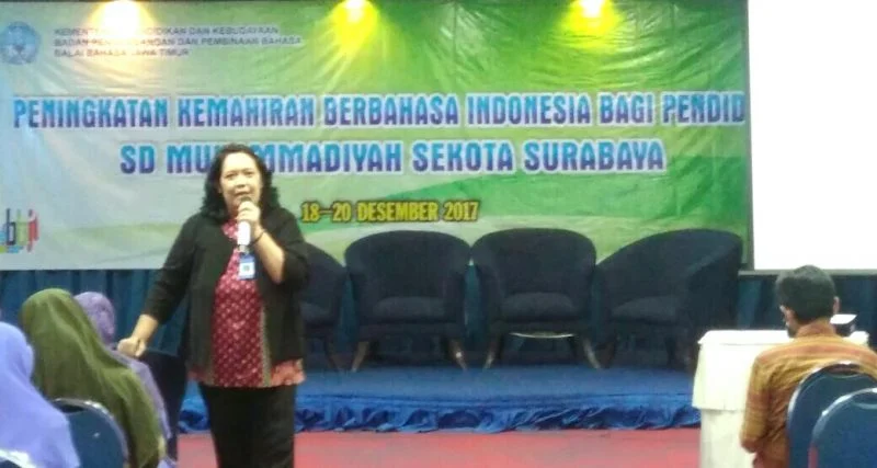 Selamatkan Bahasa Indonesia, 100 Guru Relakan Liburannya