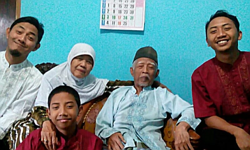 Anggota Dikdasmen Senior Itu Tak Bisa Hadiri Rapat Selamanya