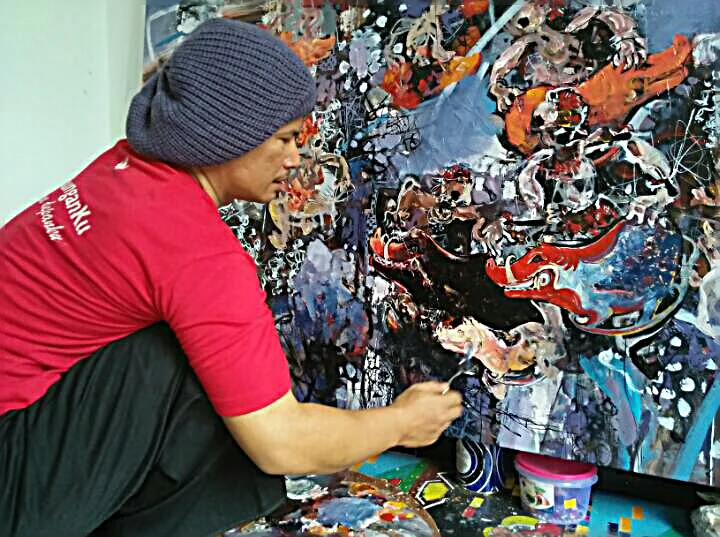 Guru Satu Ini Waktu Liburan Malah Sibuk Melukis