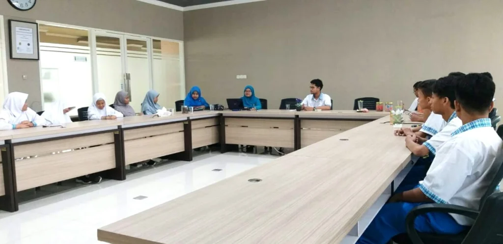 Luncurkan 15 Kelas Inspirasi, Smamio Pacu Siswa Kembangkan Potensi Diri
