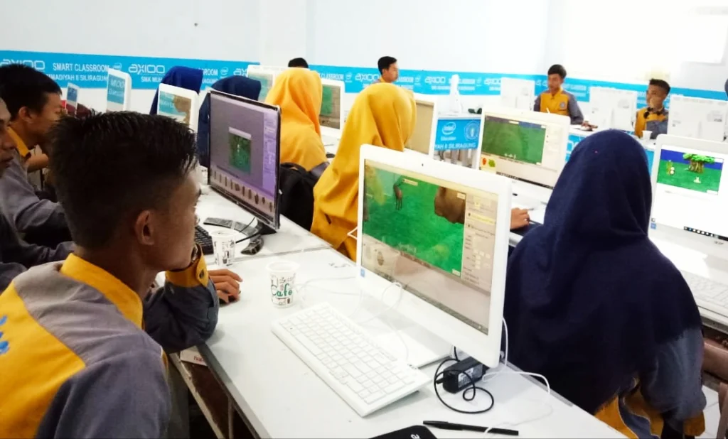 Luar Biasa, SMK Muhammadiyah 8 Siliragung jadi Member Oracle Academy