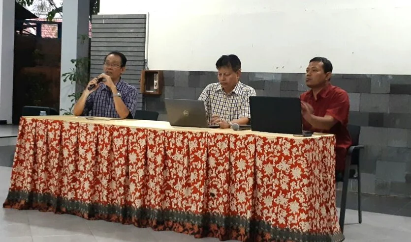 Pacu Semangat Kerja Karyawan, Pukul 05.15 pun Lakukan Pertemuan