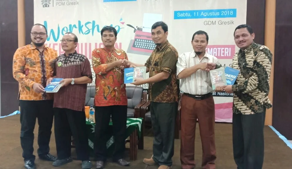 Dua Jawara Nasional Ini Saling Berbagi Racikan Kepenulisan Best Practice Kepala Sekolah