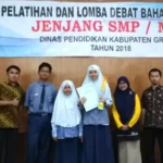 Siswa SMPM 12 GKB Raih The Best Speaker dalam Lomba Debat Bahasa Inggris