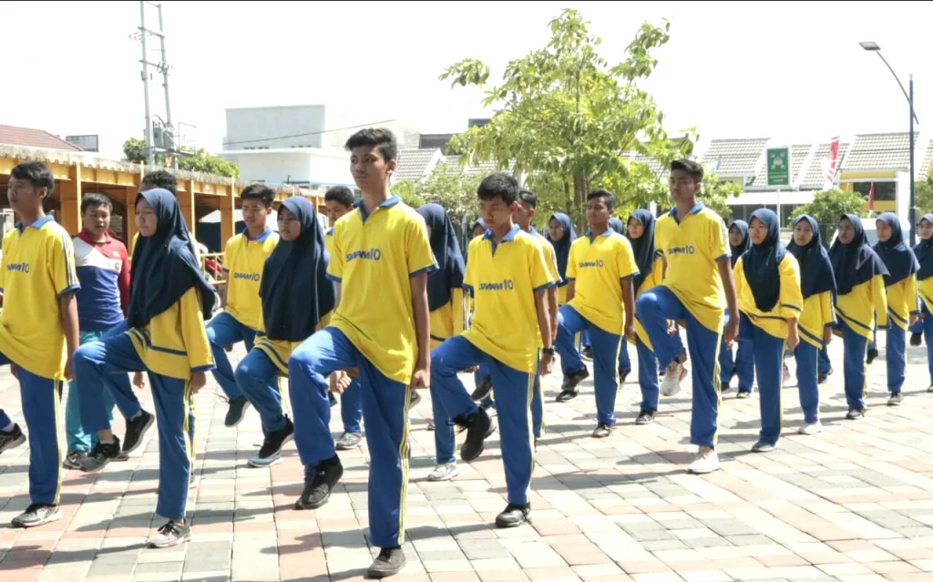 Kesiapan Pasbamio dalam Upacara dan Deklarasi Generasi Amanah Antipemimpin Ingkar Janji