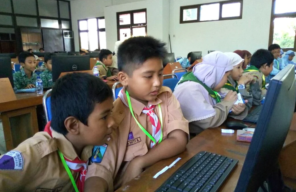 Tes Berbasis Komputer:  Ciri Khas SSMC-EO, Olimpiadenya SMPM 12 GKB