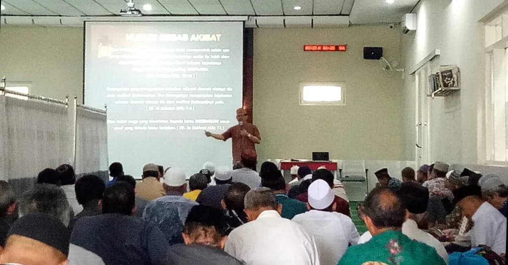 Agus Mustofa: Takdir Bukan Given, Ada Hukum Sebab-Akibatnya