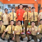 Kebahagiaan Ganda Tim Basket Smamsatu Gresik: Sudah Juara Dikunjungi Pemain Asian Games pula