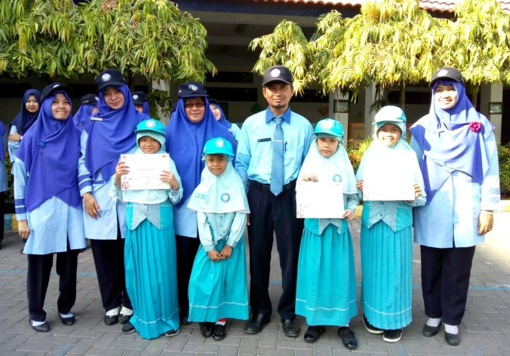 Empat Siswa SDMM Jadi Pemenang Harapan Olimpiade Sains Kuark 2018