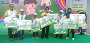 Didorong Raih Nobel, Tiga Siswa Muhammadiyah Gresik Pemenang Karya Sains Terbaik KJSA 2018