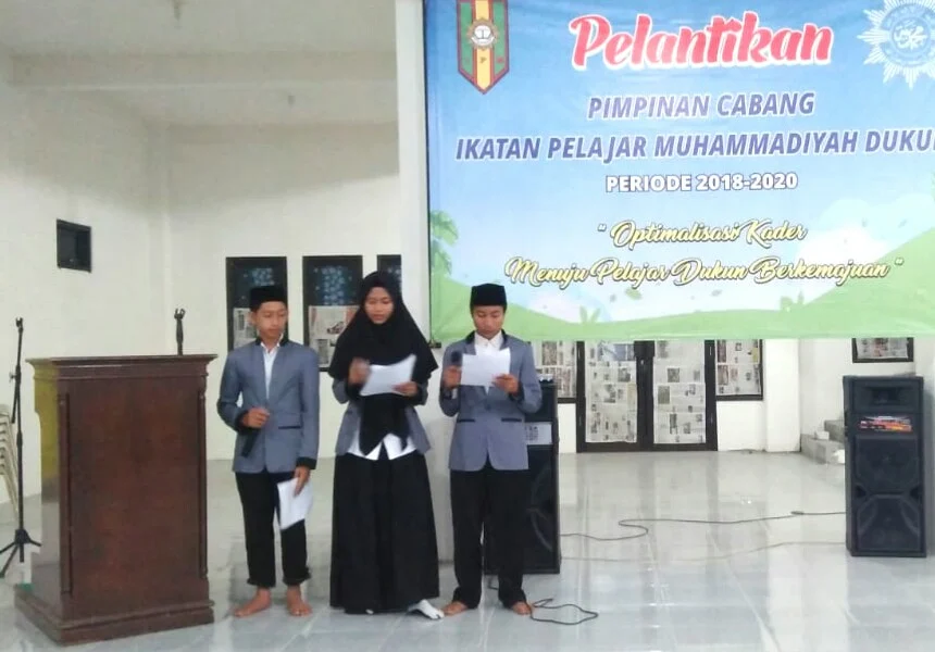 Estafet MC Tiga Bahasa Warnai Pelantikan IPM Dukun