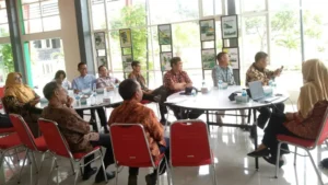 Belajar Pengelolaan Jurusan Pertanian, SMKM 5 Gresik Kunjungi SMKN 1 Bawen Semarang