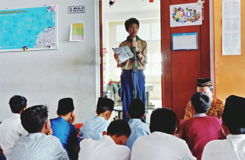 Remaja-Remaja Jadi Khatib: Menengok Program Kaderisasi Dai di Sekolah Muhammadiyah Gresik