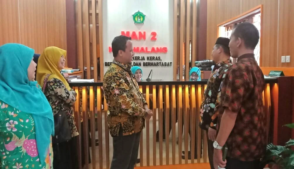 Ternyata DUIT Jadi Kunci Madrasah Ini Raih Medali Terbanyak OSN 2018: Studi Inspirasi Smamsatu Gresik ke MAN 2 Kota Malang