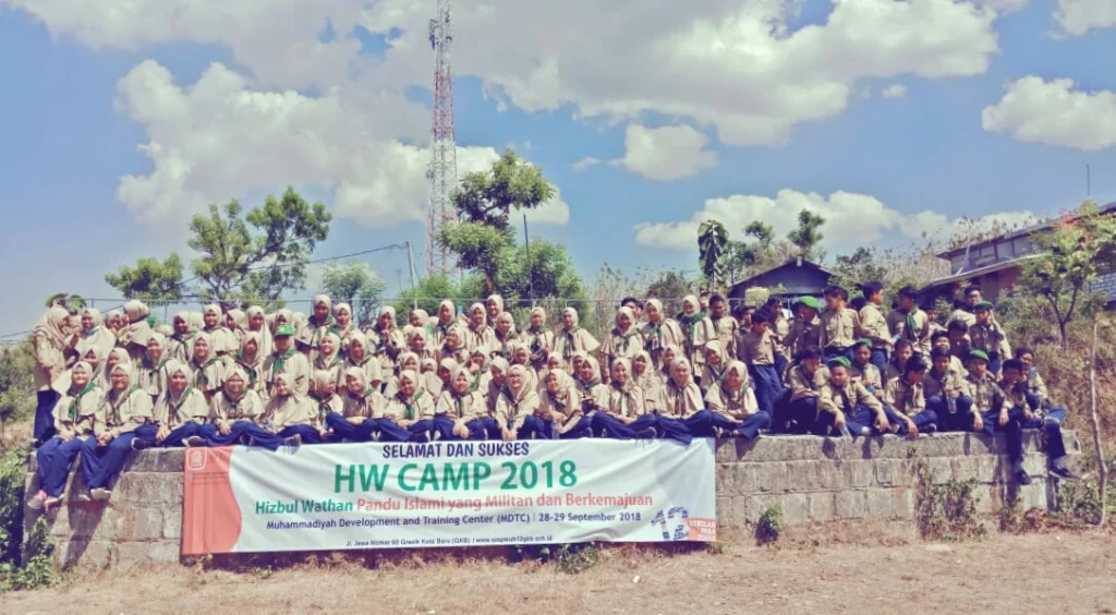 Cari Pengalaman Hidup, 193 Siswa SMPM 12 GKB Ikuti HW Camp 2018 di MDTC Panceng Gresik