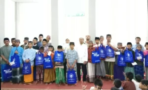Kumpulkan Delapan Kali Laba Entrepreneur Day, Bantuan Senilai Rp 10 Juta Didonasikan Siswa SDMM untuk Panti Asuhan