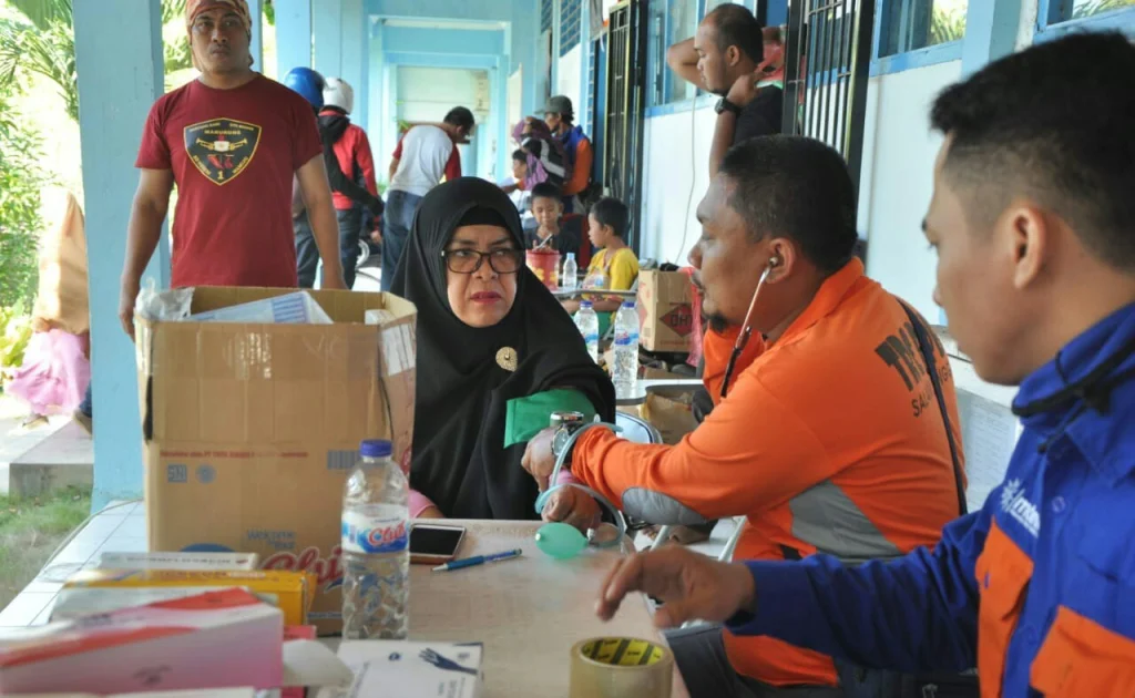 Tim Relawan Medis Muhammadiyah Jatim Sulap Aula Unismuh Palu Jadi Klinik Darurat