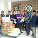 Partai Nasdem Titipkan Bantuan Sembako untuk Palu Senilai Rp 30 Juta pada Lazismu Gresik