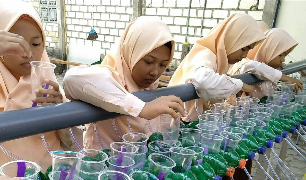 SMPM 5 Bungah Bersiap Menjadi Sekolah Adiwiyata