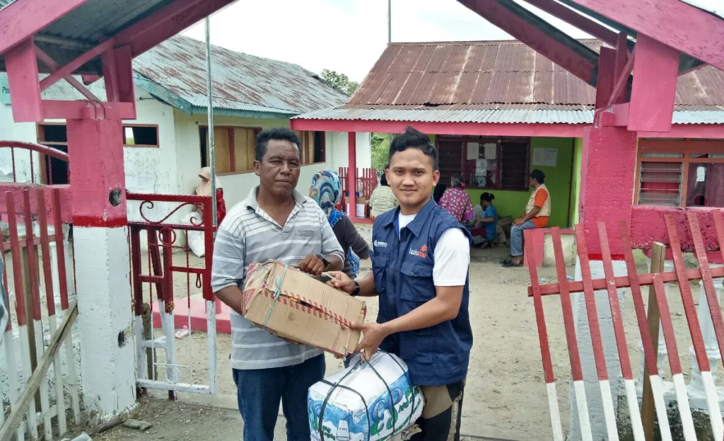 Harta yang Tersisa Hanya Baju di Tubuh, Pengungsi Sigi Ini Bahagia Dapat Bantuan Relawan Muhammadiyah
