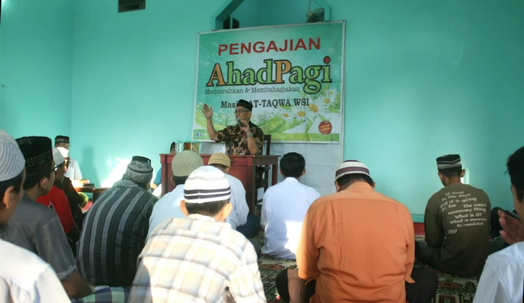 Prof Zainuddin Ajak Tiru Lebah pada Empat Kebaikannya saat Bekerja, Minus Cara Antre