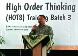 Inilah Perbedaan Manusia dan Malaikat dari Sisi Pendidikan