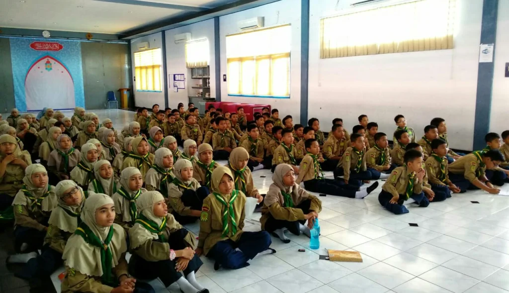 Monthly Motivation Ungkap Doa Ibu dan Enam Keutamaan Menyayangi Orangtua