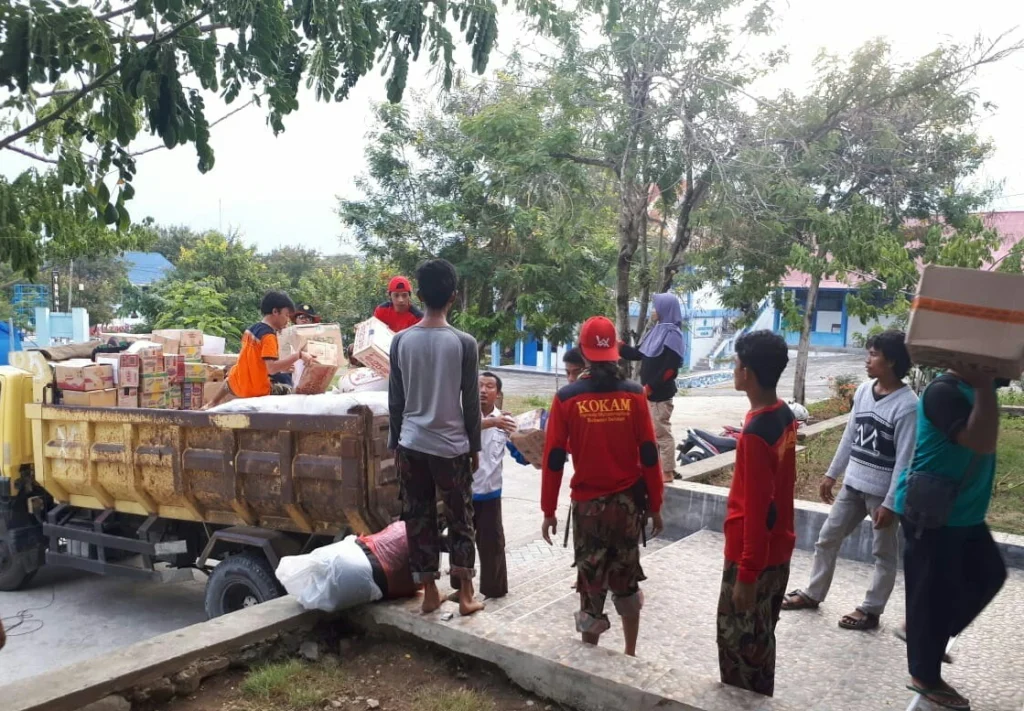 Tiba di Palu, Satu Kontainer Logistik Bantuan Muhammadiyah Jatim untuk Korban Gempa dan Tsunami