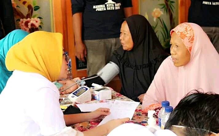 Bakti Sosial Lintas Provinsi RS Aisyiyah Bojonegoro-Pemuda Muhammadiyah Kredanan