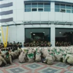 Saat Para Siswa Smamio Mencari Arah Mata Angin