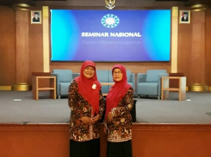 Semangat Dua Aktivis “Kembar” Aisyiyah Ponorogo Hadiri Seminar Nasional Milad Muhammadiyah