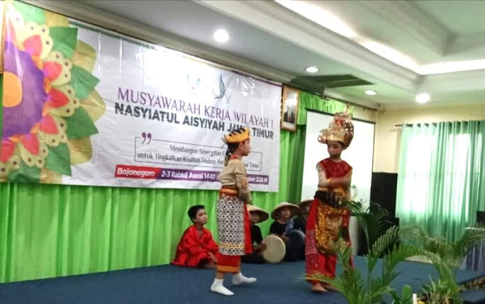 Roro Jonggrang Buka Musykerwil I Nasyiah Jatim