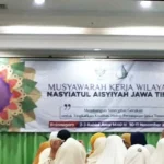 Khofifah Ajak Nasyiah Bangun Sinergitas Atasi Persoalan Perempuan