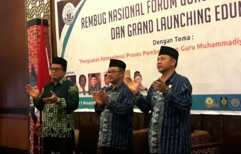 Muhammadiyah Hebatkan Indonesia  jika Didukung Guru, Siswa, dan Sekolah yang Hebat Pula