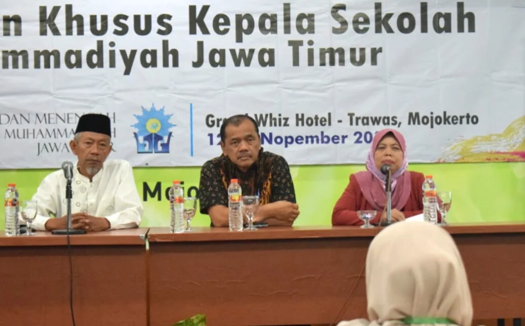 Pahlawan tanpa Tanda Jasa Itu Identik Guru Muhammadiyah