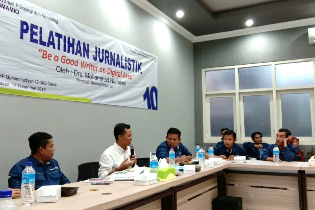 Menulis Berita Itu Tidak seperti Bikin Proposal