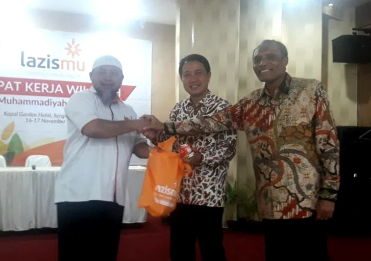 Beda Integritas dan Isi Tas antara Dunia Politik dengan Lazismu