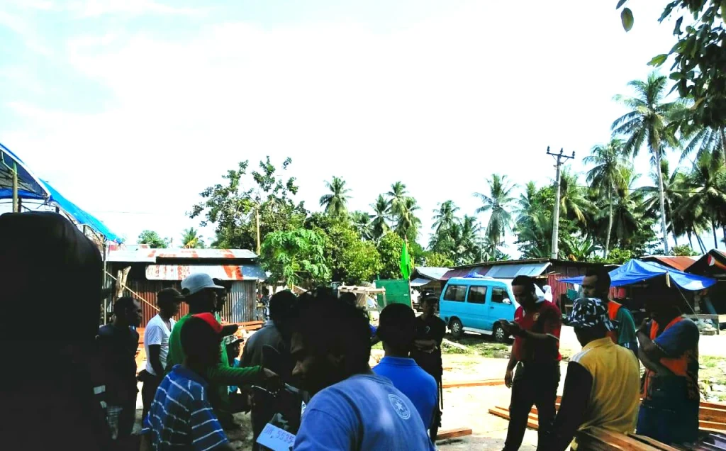 Relawan Medis Muhammadiyah Kampanye Pentingnya K3 bagi Pekerja Huntara