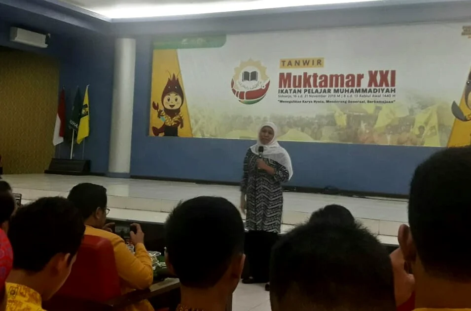 Khofifah di Tanwir Muktamar XXI IPM: Jangan Jadi Konsumen Kebijakan Publik