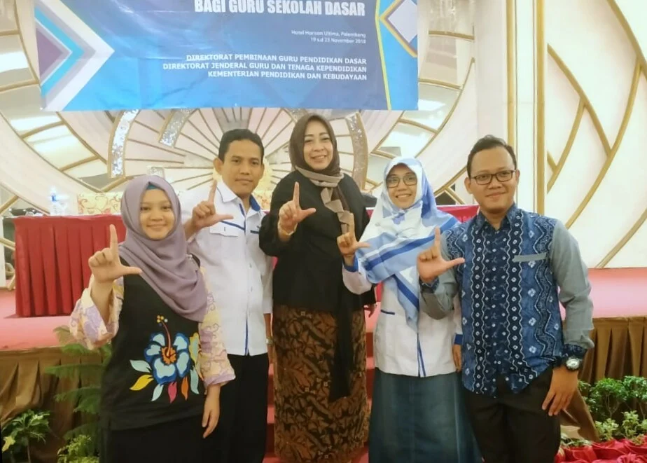 Literasi Akan Jadi Garda Terdepan dalam Mencerdaskan Generasi Muda