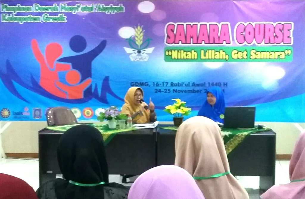 Ada 6 Mudharat Pacaran sebelum Menikah, Kader Nasyiah Diminta ‘Pacaran’ Pascanikah Saja